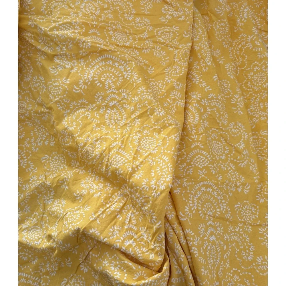 IKEA AKERTISTEL Duvet Cover King SZ Yellow White Reversible Pillowcase 102 X 85